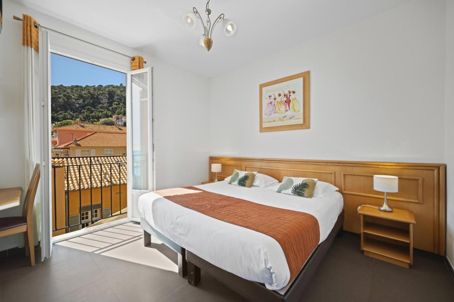 De La Darse Hotel 2*
